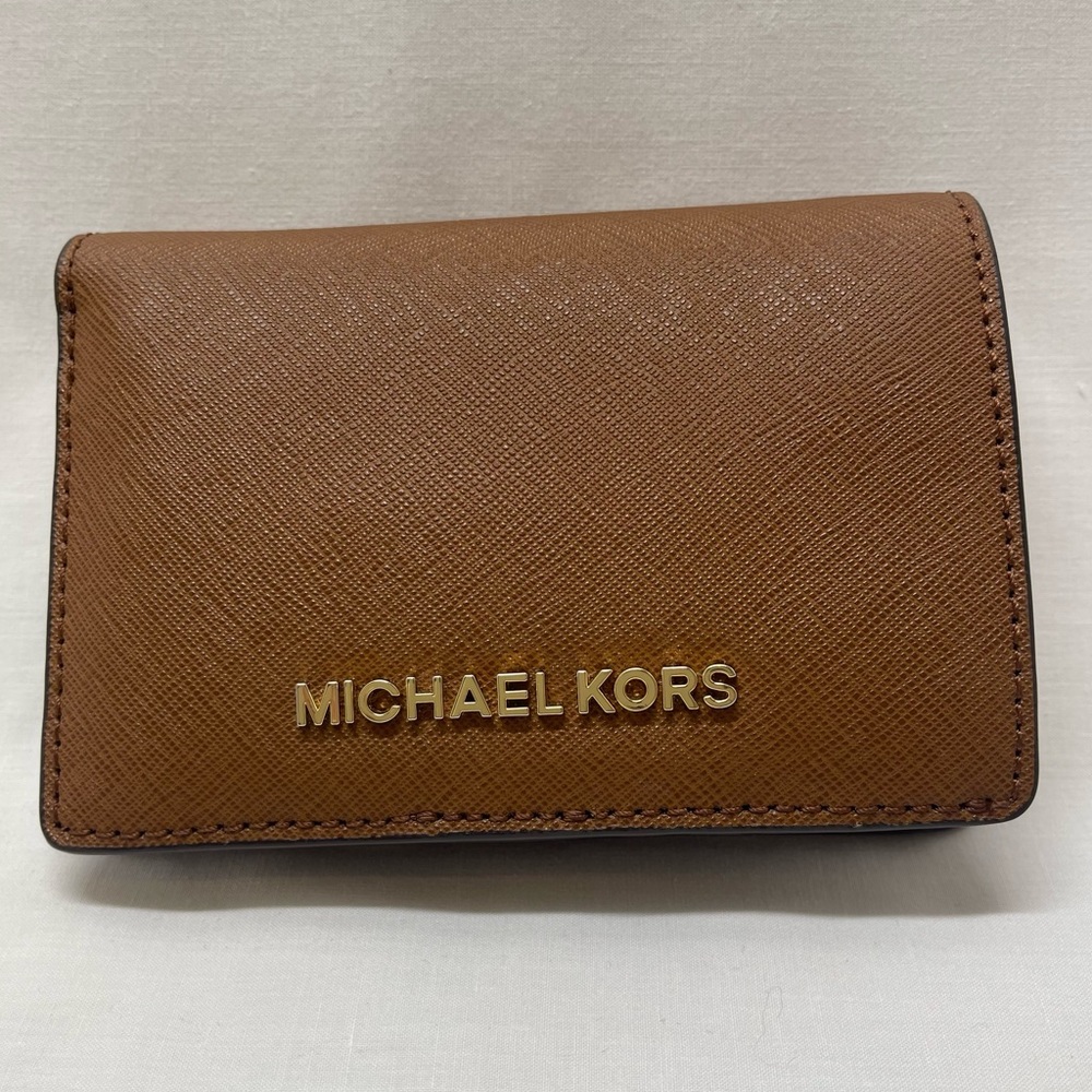 NWOT Michael Kors Slim Jet Set Bifold Wallet
